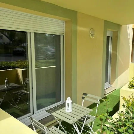 Апартаменты Petit Cocon 2p Avec Piscine Et Parking Prive ! *