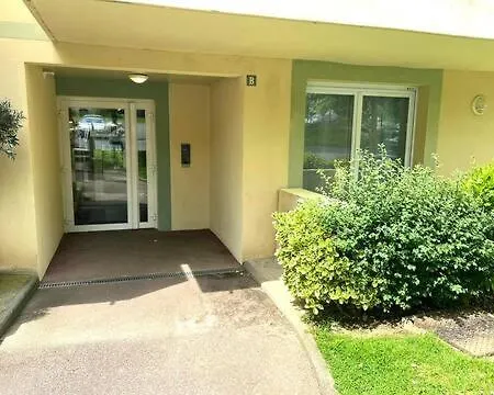 Petit Cocon 2p Avec Piscine Et Parking Prive ! Апартаменты *