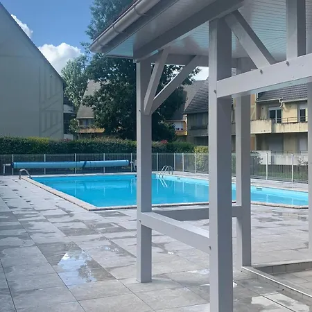 Petit Cocon 2p Avec Piscine Et Parking Prive ! Тук